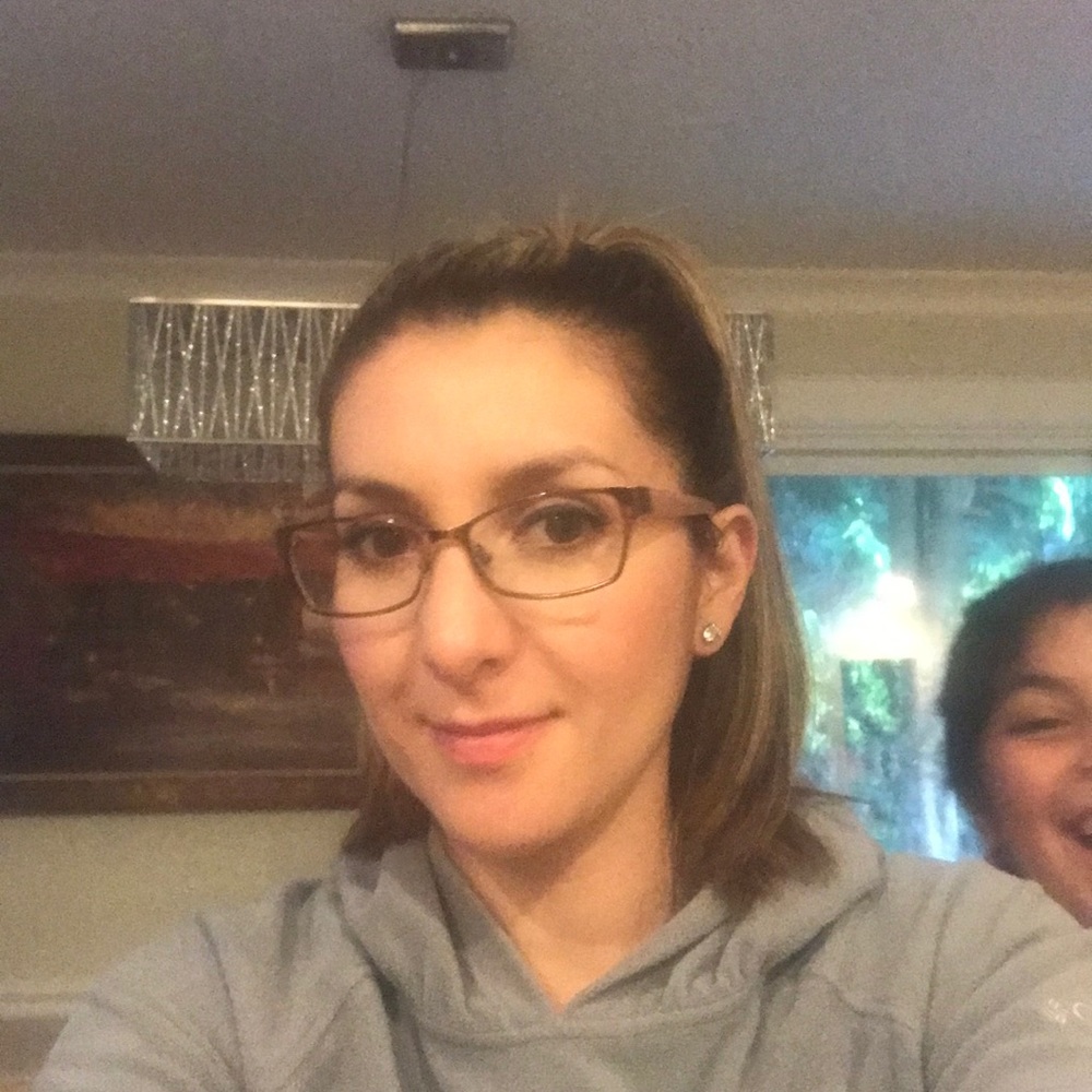 Meet your Posher, Carla